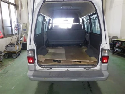 Mazda BONGO VAN  с аукциона в Японии