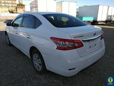 Nissan SYLPHY