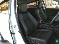 Honda VEZEL лот № 1 оценка 4  с аукциона в Японии 6