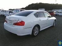 Nissan FUGA лот № 1 оценка 3  с аукциона в Японии 3