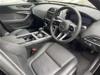 Jaguar XE лот № 10001 оценка 4.5  с аукциона в Японии 2