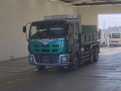 Isuzu GIGA