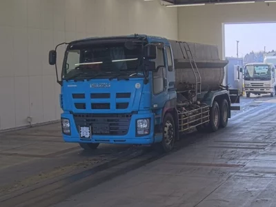 Isuzu GIGA  с аукциона в Японии
