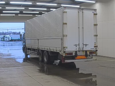 Isuzu GIGA  с аукциона в Японии