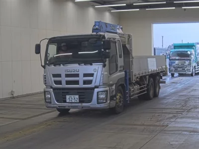 Isuzu GIGA