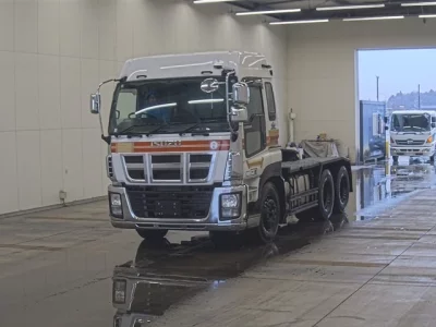 Isuzu GIGA  с аукциона в Японии