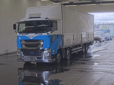 Isuzu GIGA