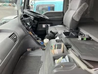 Isuzu GIGA лот № 12031 оценка 3.5  с аукциона в Японии 4