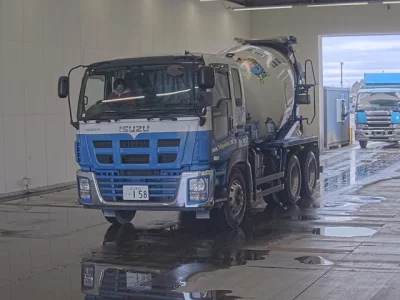 Isuzu GIGA  с аукциона в Японии