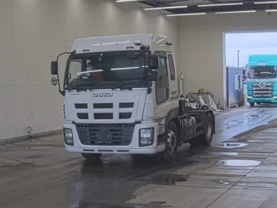 Isuzu GIGA  с аукциона в Японии