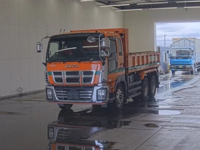 Isuzu GIGA