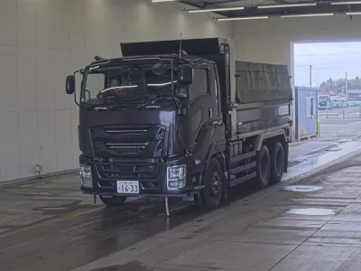 Isuzu GIGA