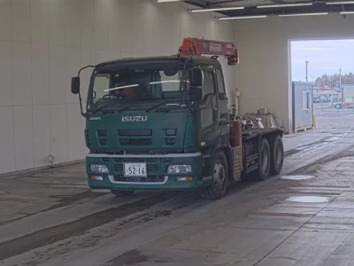 Isuzu GIGA  с аукциона в Японии
