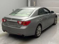 Toyota MARK X лот № 4035 оценка R  с аукциона в Японии 1