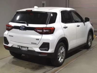Toyota RAIZE  с аукциона в Японии