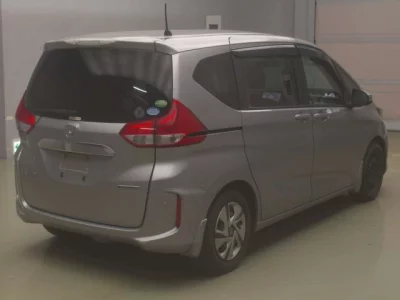 Honda FREED  с аукциона в Японии