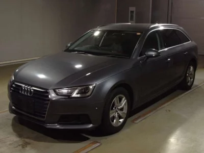 Audi A4  с аукциона в Японии