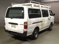 Toyota HIACE VAN лот № 62007 оценка R  с аукциона в Японии 1