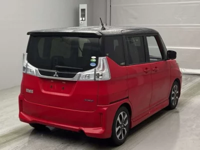 Mitsubishi DELICA D2