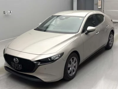 Mazda MAZDA3  с аукциона в Японии