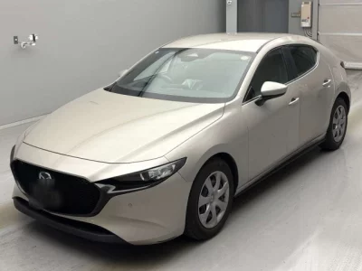 Mazda MAZDA3  с аукциона в Японии
