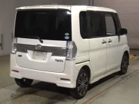 Daihatsu TANTO лот № 3097 оценка 4.5  с аукциона в Японии 1