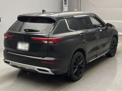 Mitsubishi OUTLANDER PHEV