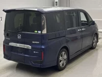 Honda STEP WAGON лот № 335 оценка 3.5  с аукциона в Японии 1