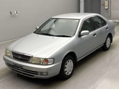 Nissan SUNNY