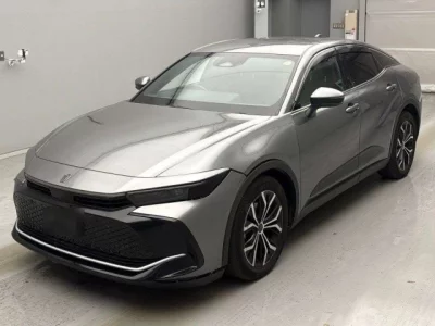 Toyota CROWN CROSSOVER  с аукциона в Японии