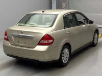 Nissan TIIDA LATIO лот № 18210 оценка 3.5  с аукциона в Японии 1