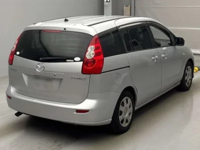 Mazda PREMACY  с аукциона в Японии