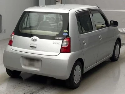 Daihatsu Esse  с аукциона в Японии