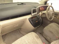 Nissan ELGRAND лот № 70077 оценка R  с аукциона в Японии 3