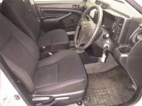 Toyota SUCCEED лот № 2198 оценка 3.5  с аукциона в Японии 4