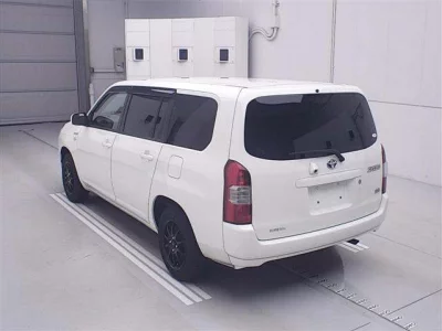 Toyota SUCCEED