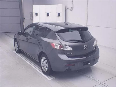 Mazda AXELA  с аукциона в Японии