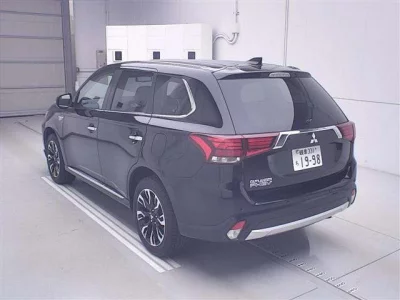 Mitsubishi OUTLANDER PHEV