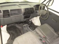 Mitsubishi MINICAB TRUCK лот № 40054 оценка 3.5  с аукциона в Японии 3
