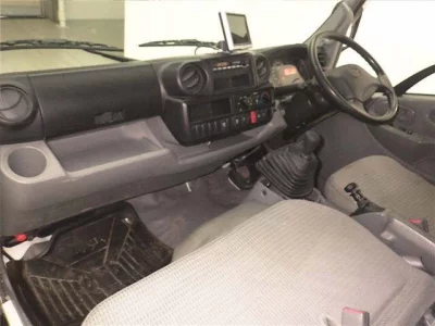 Hino DUTRO  с аукциона в Японии