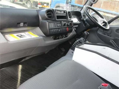 Hino DUTRO  с аукциона в Японии