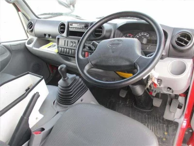 Hino DUTRO  с аукциона в Японии