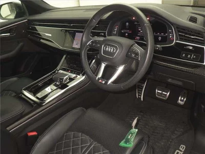 Audi SQ8  с аукциона в Японии
