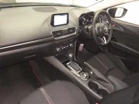 Mazda AXELA лот № 70169 оценка 4.5  с аукциона в Японии 3