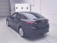 Mazda AXELA лот № 70169 оценка 4.5  с аукциона в Японии 1