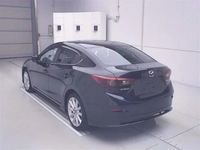 Mazda AXELA  с аукциона в Японии