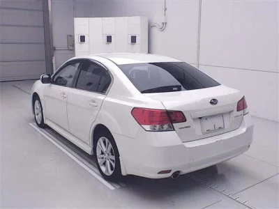 Subaru LEGACY B4