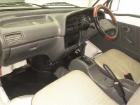 Suzuki CARRY TRUCK лот № 10040 оценка 3.5  с аукциона в Японии 3