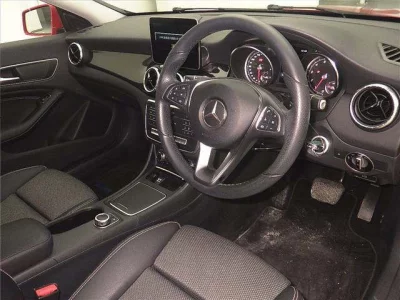 Mercedes-Benz CLA CLASS