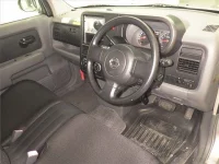 Nissan CUBE лот № 70321 оценка 3.5  с аукциона в Японии 2